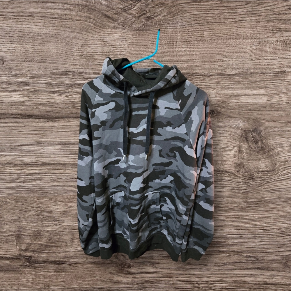 Under armour camo hoody